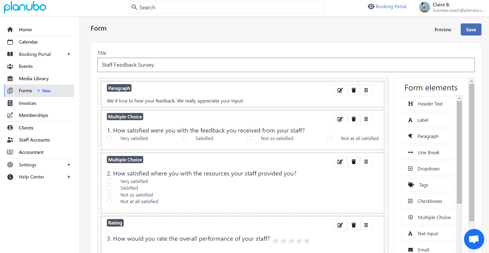 Form builder displayed within the Planubo user interface.