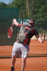 tennisschule-groß-tennis-serve